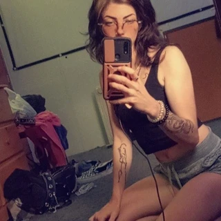 Kat 🦋