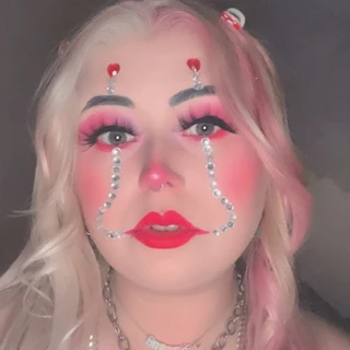 KAT MONROE