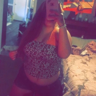 Kayleigh 🍒