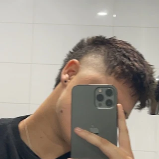 🎭