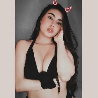 Kelly Domenica