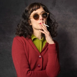 Kendal Brenneman / vintage smoking