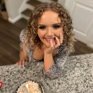 Kendra Xavia ✨FREE✨ 🥳BDAY 3/8🥳