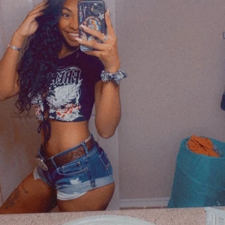 Kenzi Sweet