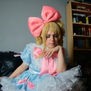 KimTheSissy93
