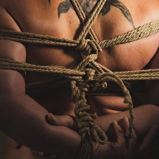 Kinbaku Boyscout