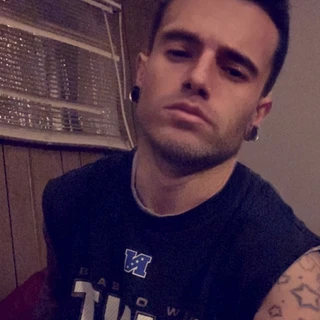 Tee R Caronna