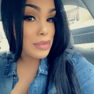 TheeQUEEN 👑