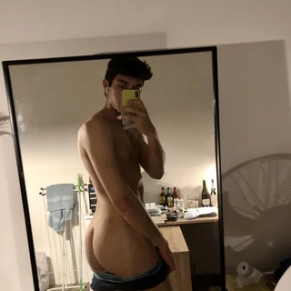 KinkyAlex