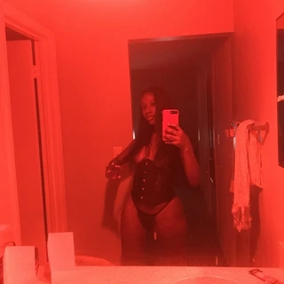 CallmeKinky🤪