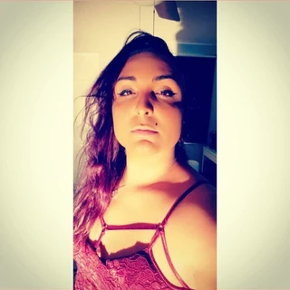 Kristen De Leon