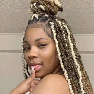 Daddy’s lil Girl😈🥴‼️