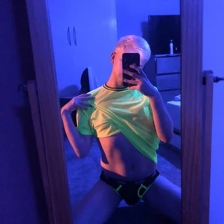 L✨