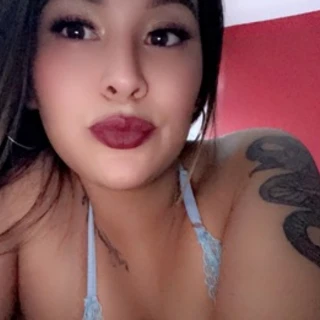 💋