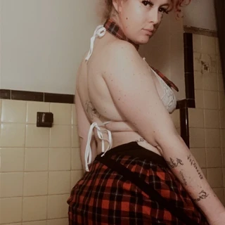 LadyyyRedd😜💦🥶