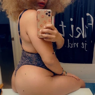 LaLaLuCiouS🍎