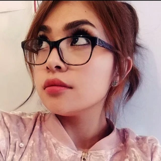 La pequeña Caro