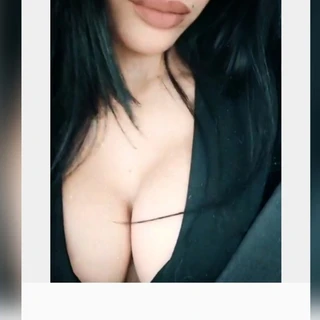 Nina🍒