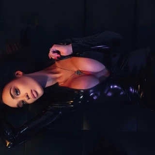 𝐋𝐚𝐭𝐞𝐱 𝐓𝐞𝐦𝐩𝐭𝐫𝐞𝐬𝐬 𝐌𝐢𝐬𝐭𝐫𝐞𝐬𝐬 𝐒𝐜𝐚𝐫𝐥𝐞𝐭𝐭 ⛓️