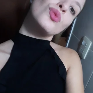 Tu nena 🍒