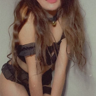 Your Tiny GF <3