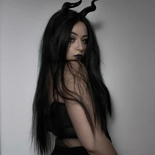 Laura Dyana