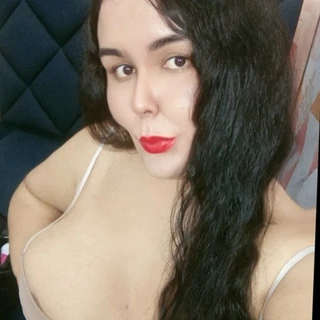 Bella latina 😈🥵🤤