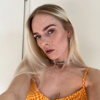 🌹 Leah LaqueenVIP