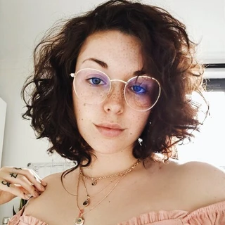 💖Leah Von Noire💖
