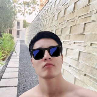 L E E C O B O Y