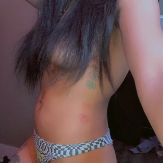 Leighaa Bee