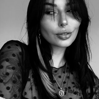 🧨 Lenna