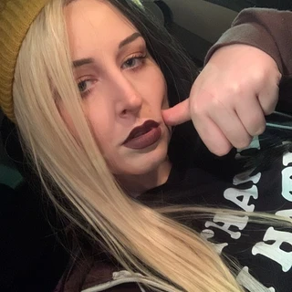 ur big titty goth gf*♪¸¸.•*¨･:*⋆ฺ｡*̣̩˚̣̣