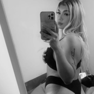 <3