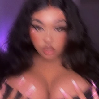 shi ♡