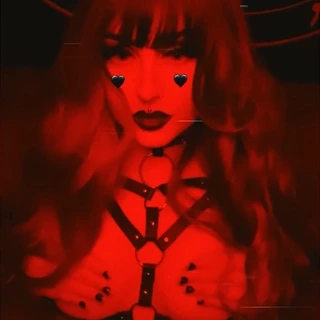 🖤𝕷𝕴𝕷𝖄 𝕽𝕰𝕰𝖁𝕰𝕾 🖤