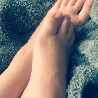 My little feet 😌