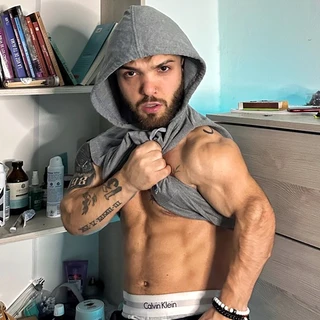 𝗛𝗢𝗧𝗧𝗜𝗘 🍒