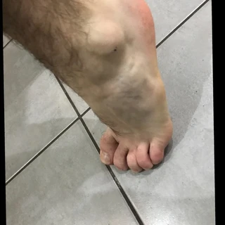 FEET 4 U