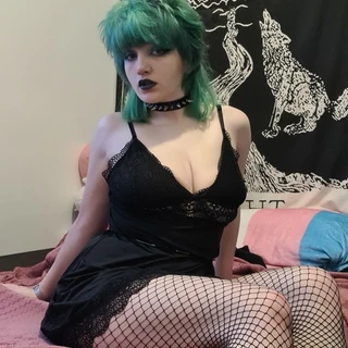 Lola Lust ⛓️
