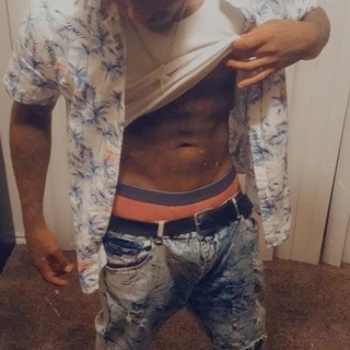 Looney_Lovee69