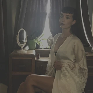 Lorna Dewdropper 𓆏