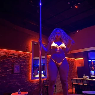 LORY LYNN 💟
