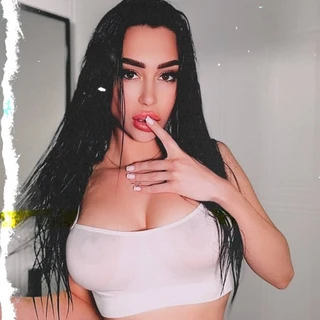 Your Louise 👄💕