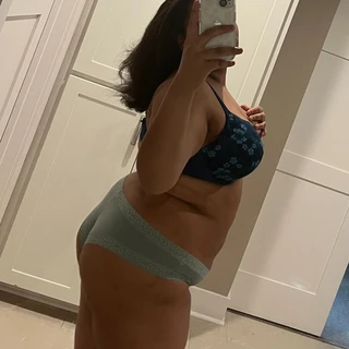 Ela Sands