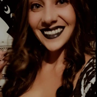 Wicked-n-Wet Witch Bish