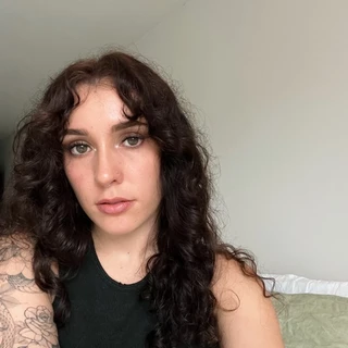 Lara 🌸