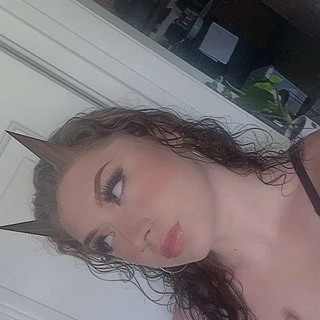 T ✨