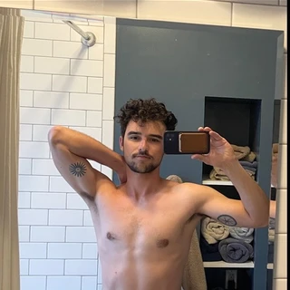 🔨