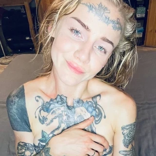 Lucy Kinky
